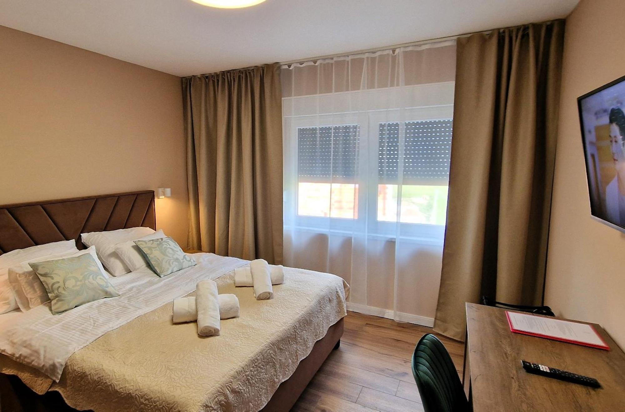 Hyde Park Apartments Cakovec Bagian luar foto