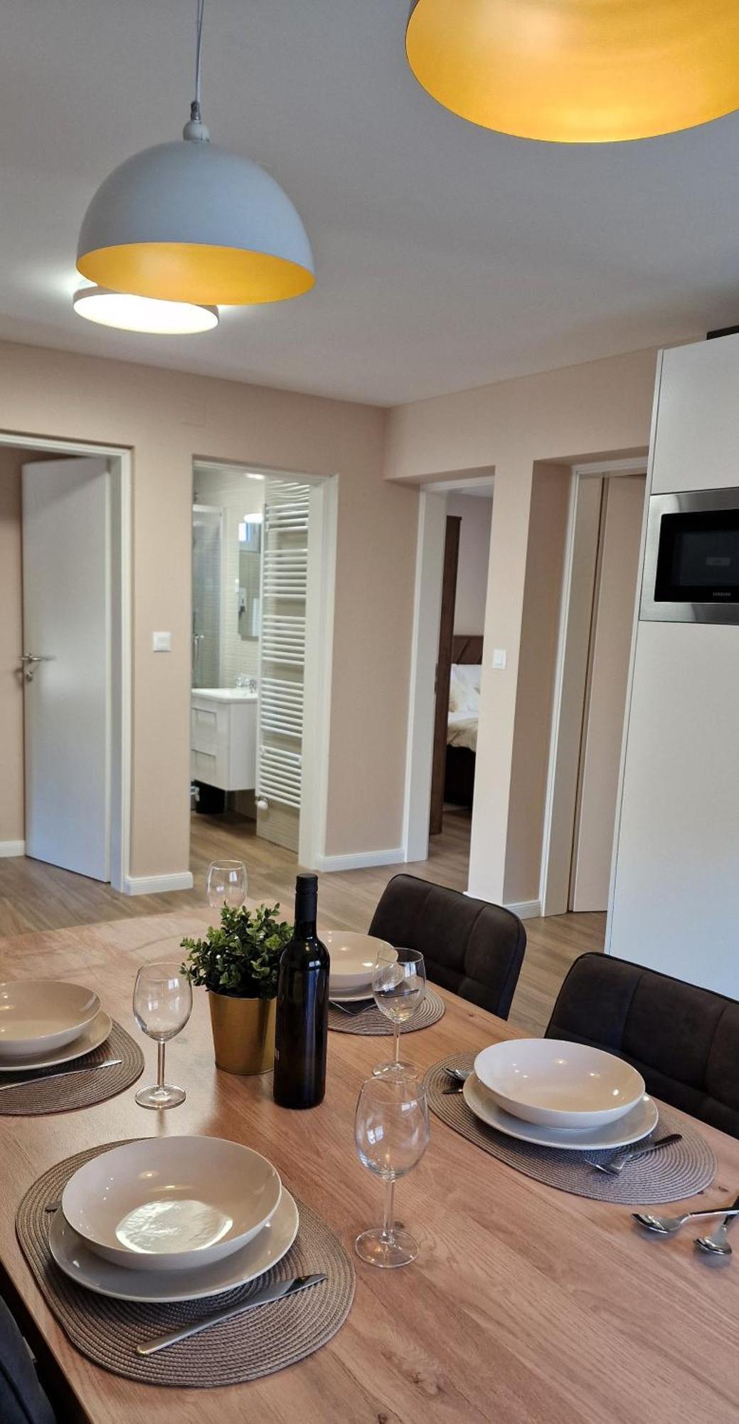 Hyde Park Apartments Cakovec Bagian luar foto